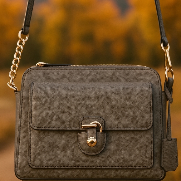 Elegant Gray Crossbody Bag - Picture 1 of 5